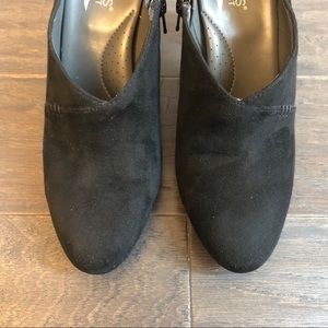 aerosoles nametag booties